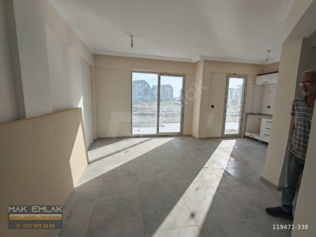 Dikili Salihleraltıda havuzlu site içinde 180 m2 triplex - Görsel 22