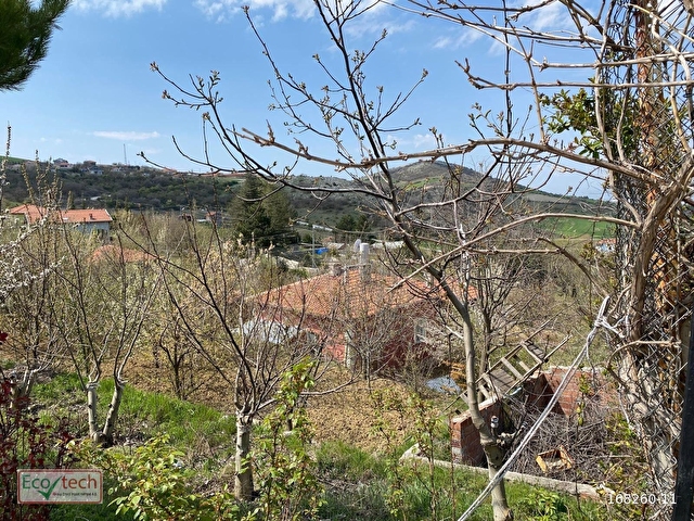 Pancarlık Köyü 1457 m2 arsa içi 2 katlı ev - Görsel 4