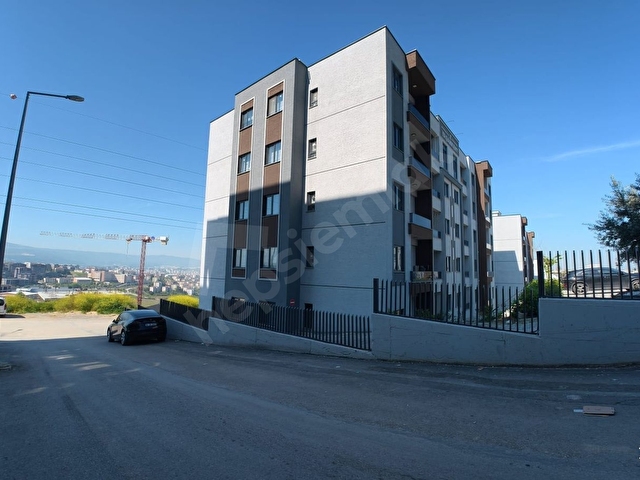 Görükle Dumlupınar Yaşamkent Sitesinde Satılık 2+1 Daire - Görsel 2