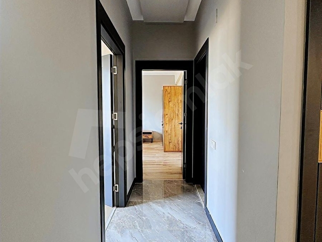 DORUKTAN TÖMÜKTE KİRALIK EBEVEYN BANYOLU EŞYALI 2+1 DAİRE - Görsel 13