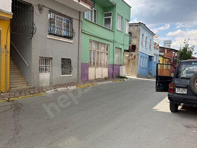 DENİZLİ BABADAĞDA MANZARALI YOL ÜSTÜ 1+1 DAİRE - Görsel 2