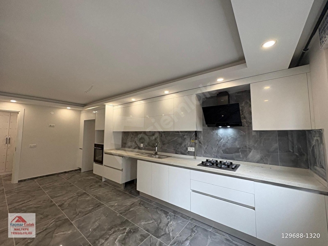 KARTAL UĞURMUMCUDA EMSALSİZ GENİŞLİKDE SATILIK 3+1 DAİRE - Görsel 8