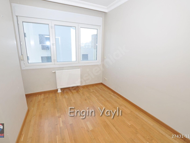 KOZYATAĞI ATATÜRK CADDESİ ÜZERİNDE GENÇ BİNADA GENİŞ 3+1 FIRSAT - Görsel 12