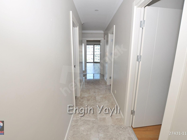 KOZYATAĞI ATATÜRK CADDESİ ÜZERİNDE GENÇ BİNADA GENİŞ 3+1 FIRSAT - Görsel 11