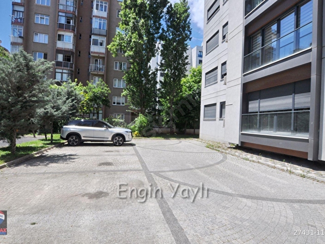 KOZYATAĞI ATATÜRK CADDESİ ÜZERİNDE GENÇ BİNADA GENİŞ 3+1 FIRSAT - Görsel 29