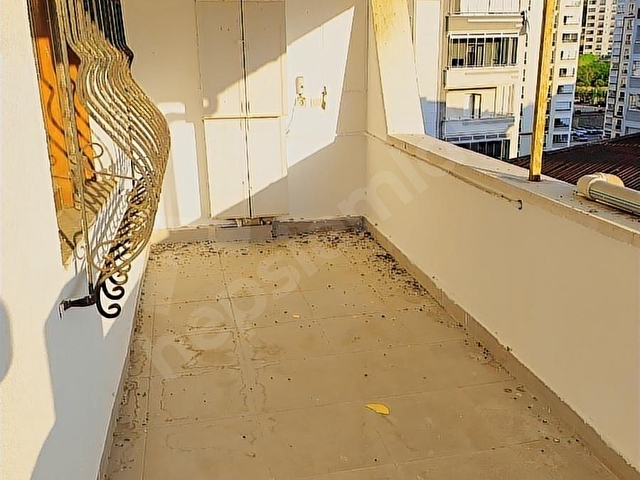TÜRK GYODAN SÖĞÜTLÜDE 2+1 VE TERASLI DENİZ MANZARALI DAİRE - Görsel 22
