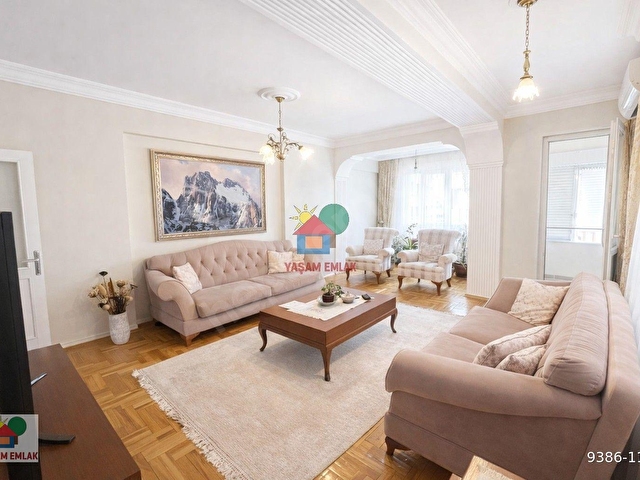 ATAŞEHİR İNÖNÜ MAHALLESİNDE 250 M² 6+2 ÖZEL YAPIM DUBLEKS DAİRE - Görsel 2