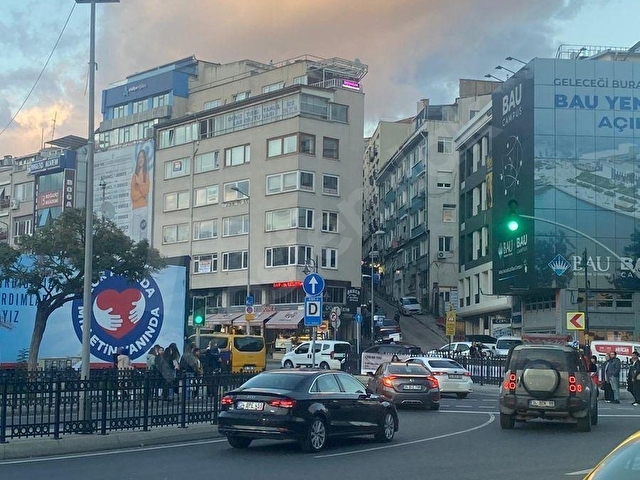 VİS EMLAKTAN BARBAROS BULVARININ BAŞINDA SATILIK BOŞ ASANSÖRLÜ OFİS KATI - Görsel 3