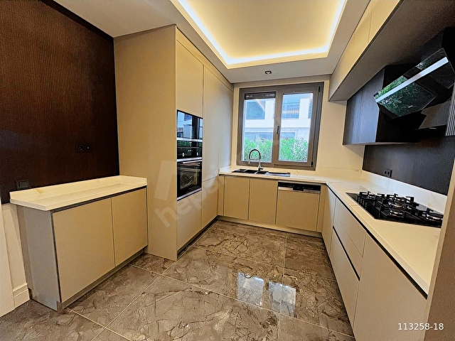 Beylikdüzü Köşk Tadında Sıfır Müstakil Havuzlu 6+1 Villa - Görsel 16