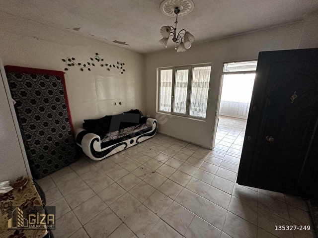 CUMHURİYETTE SATLIK 3 KATLI 15 BİN KİRA GETİRİLİ ARSA TAPULU EV - Görsel 19