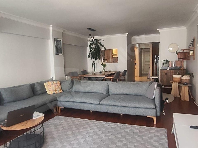 Karataş Mithatpaşa Cadde Üzerinde Satılık 3+1 Daire