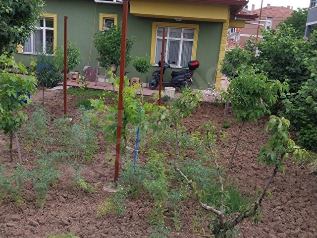 BAYLAN EMLAKTAN ABİDEHATUN MAH. MÜSTAKİL EV VE 365 m2 ARSASI - Görsel 27