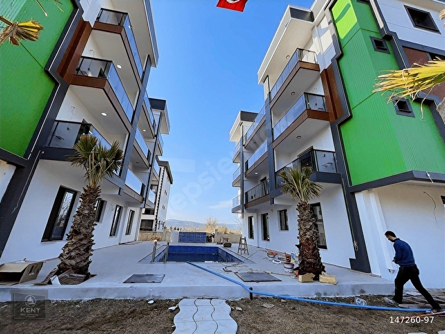 MURADİYEde HAVUZLU SİTE İÇİ KİRALIK 1+1 FULL LÜX ARAKAT DAİRE