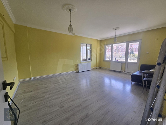PLAJA YÜRÜYÜŞ MESAFESİNDE SATILIK 2+1
