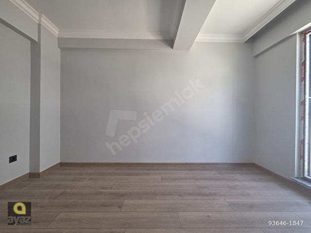 BANDIRMA YENİ MAHALLEDE ARA KAT 2+0 KİRALIK DAİRE - Görsel 9