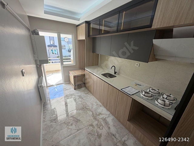 OSMANLI MAHDE 2. ARA KATTA SİTE İÇİ ULTRA LÜKS YAPILI DAİRE...