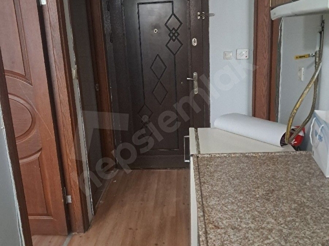 YENİBAĞLARDA AÇIKÖĞRETİM BÜROSU YANINDA KİRALIK BAKIMLI VE GÜZEL 1+1 DAİRE - Görsel 13