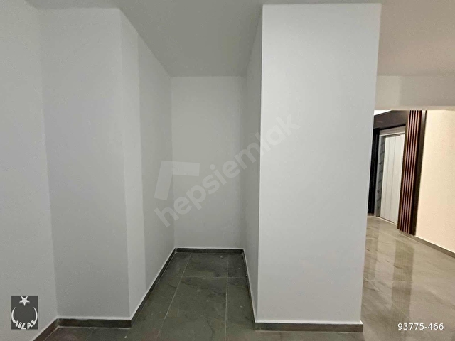 HİLALDEN YERDEN ISITMALI,GİYİNME ODALI ULTRA LÜKS YAPILI DAİRE! - Görsel 20