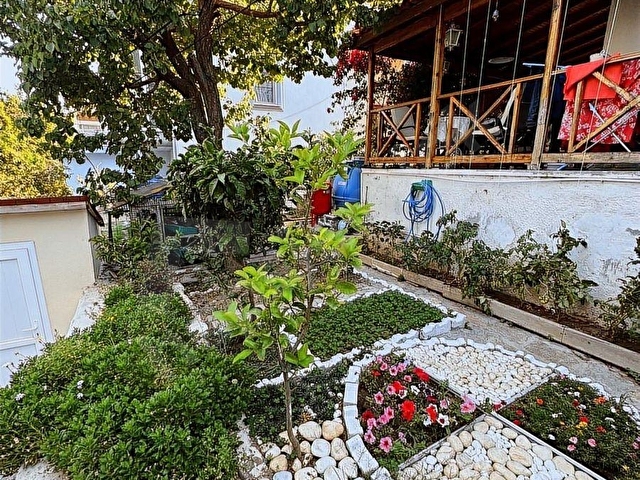 FOÇADA EŞYALI 2+1 BAHÇELİ DAİRE - Görsel 10