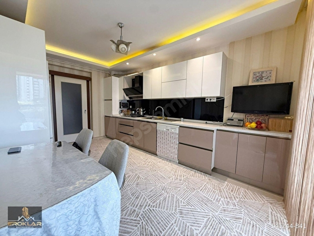 EROKLARDAN SANCAKTEPE GÖBEKTE FULL YAPILI 4+1 SİTE DAİRESİ - Görsel 4