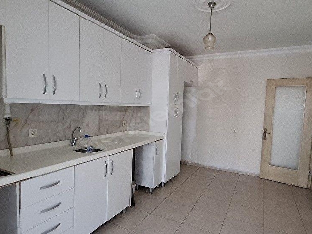 HATAY İSKENDERUN MUSTAFA KEMAL MAH KİRALIK 2+1 100 M2 DOĞAL GAZLI LÜKS DAİRE - Görsel 2