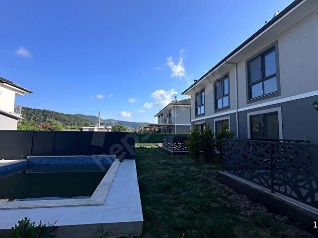 SARIGERME SAHİLE YAKIN İSTER TEK İSTER İKİZ HAVUZLU 4+1 VİLLALAR - Görsel 28