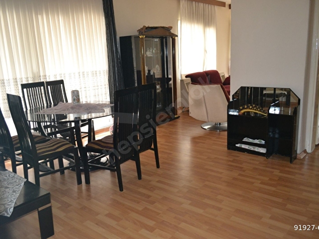 Karşıyaka Alaybey mah. Park Cepheli Ara Kat Daire - Görsel 9