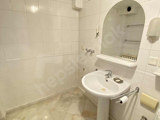 BEBEKÖY CLUBHOUSE KARŞISINDA SESSİZ SAKİN KONUMDA 3+1 ASANSÖRLÜ - Görsel 20