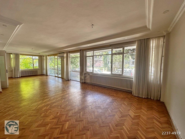 YEŞİLYURT EMLAKTAN YEŞİLKÖYDE 3,5+SALON 140m2 KİRALIK Y.GİRİŞ - Görsel 5