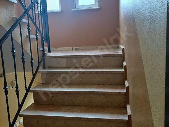 GAZİ EMLAKDURUKENT Sitesi 3+1 Ygiriş 145m 3 cephe 2006 yapım - Görsel 26