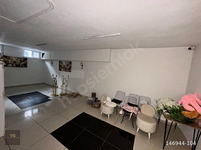 Çayırova Kent Meydanında 140 m² Depolu Dükkan.. - Görsel 9