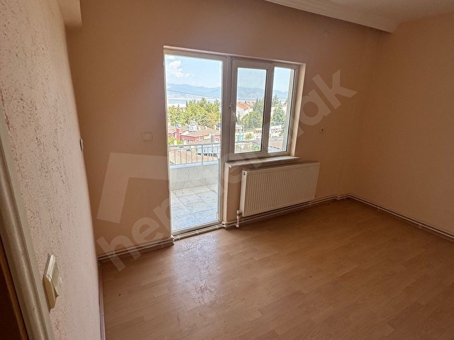 BURDUR MERKEZ FEVZİ ÇAKMAK MAHALLESİNDE KİRALIK 3+1 DAİRE - Görsel 23