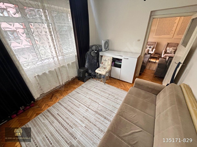 ESAT BELKIS SK 3+1 1.KAT ÖN CEPHE ÇİFT BALKONLU SATILIK DAİRE - Görsel 9