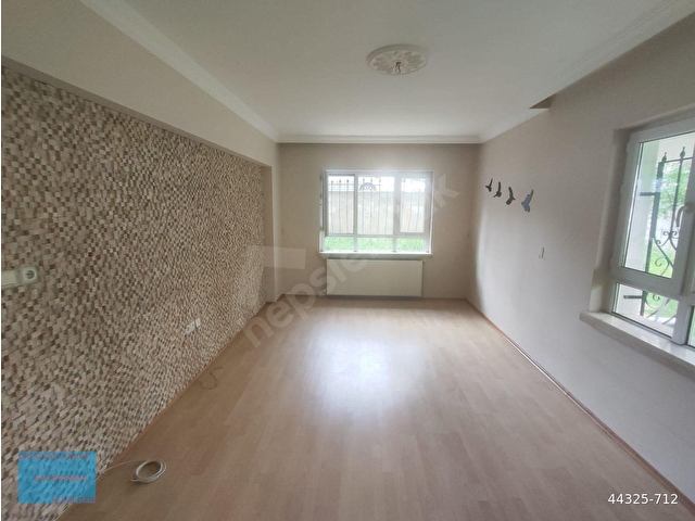 ORTADOĞUDAN ŞEHİTLİK MAHALLESİNDE SATILIK BAHÇE KATI DAİRE - Görsel 3