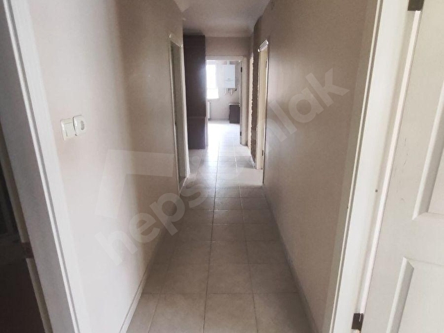 ORTADOĞUDAN ŞEHİTLİK MAHALLESİNDE SATILIK BAHÇE KATI DAİRE - Görsel 26