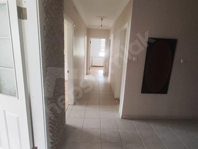 ORTADOĞUDAN ŞEHİTLİK MAHALLESİNDE SATILIK BAHÇE KATI DAİRE - Görsel 23