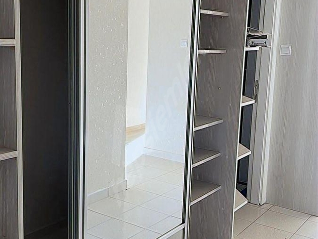 SATILIK EMEL SOKAKTA 1,KATTA 3+1 FULL YAPILI DAİRE - Görsel 8
