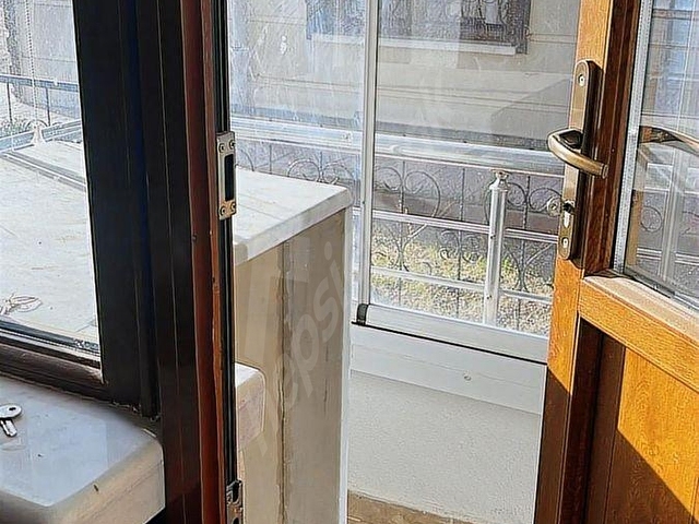 SATILIK EMEL SOKAKTA 1,KATTA 3+1 FULL YAPILI DAİRE - Görsel 12