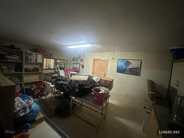 Sancaktepe Sarıgazide Lise caddesinde kiralık 200 m2 dükkan - Görsel 19