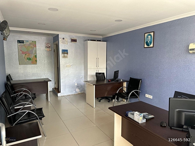 Sancaktepe Sarıgazide Lise caddesinde kiralık 200 m2 dükkan - Görsel 9