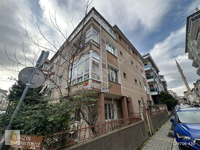 YENİ MAHALLEDE 1+1 1 KAT KULLANIŞLI FERAH DAİRE