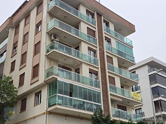GÜZELBAHÇE DE SİTE İÇİNDE KİRALIK GENİŞ 3+1 DAİRE