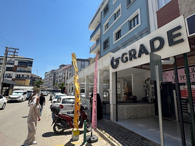 50. YIL MAHALLESİ SATILIK DÜKKAN ( DAİRE TAKASLI )