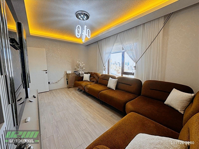 SEYİTLER CADDESİ YAKINI ASANSÖRLÜ 150M2 1.KAT 4+1 YAPILI DAİRE.! - Görsel 21