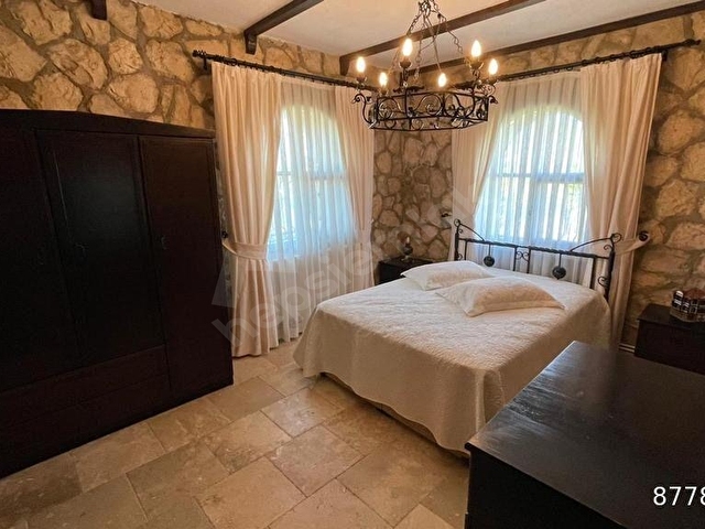 Didim yeşiltepede 700 metre arsa içinde havuzlu otoparklı full eşyalı satılık 5 + 2 taş villa - Görsel 27