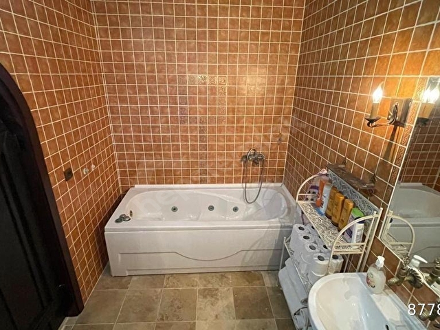 Didim yeşiltepede 700 metre arsa içinde havuzlu otoparklı full eşyalı satılık 5 + 2 taş villa - Görsel 29