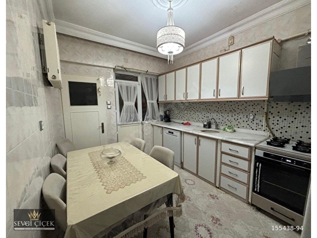 KARATAŞ MERKEZDE 3+1 HASARSIZ SATILIK DAİRE