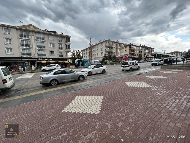 ÖZGÜVEN EMLAKTAN CADDE ÜZERİ YÜKSEK KİRA GETİRİLİ DÜKKAN - Görsel 4