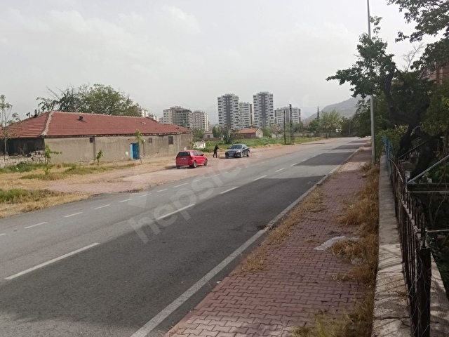 Yunus Emre Mahallesi merkezi konumda bahçeli 3+1 Satlık Daire - Görsel 13