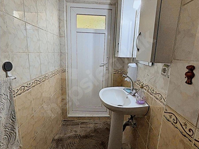 ŞEMİKLER MAHALLESİNDE SATILIK GENİŞ 2+1 DAİRE - Görsel 6